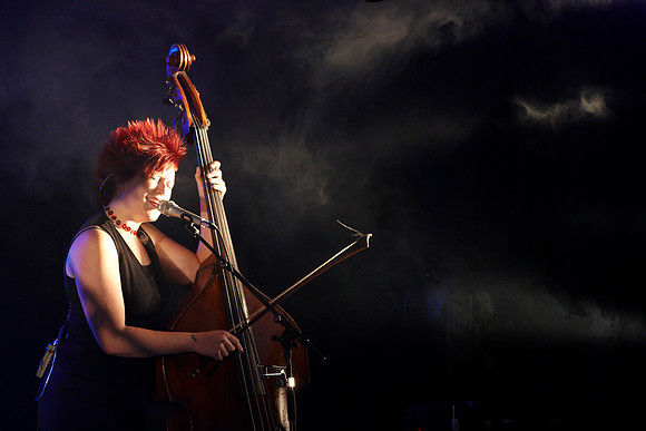 Party on the Lawn 2008 – Show of Hands