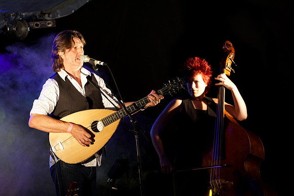Party on the Lawn 2008 – Show of Hands
